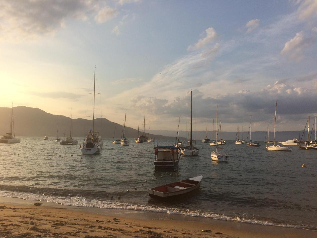 Willa Casa Colonial Terrea No Saco Da Capela Em Ilhabela Zewnętrze zdjęcie