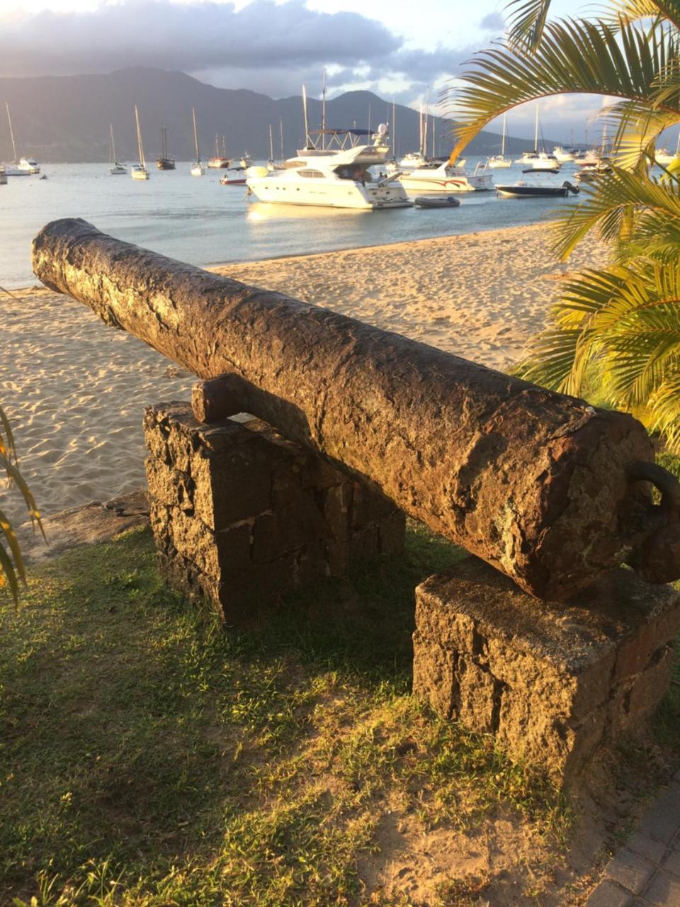 Willa Casa Colonial Terrea No Saco Da Capela Em Ilhabela Zewnętrze zdjęcie